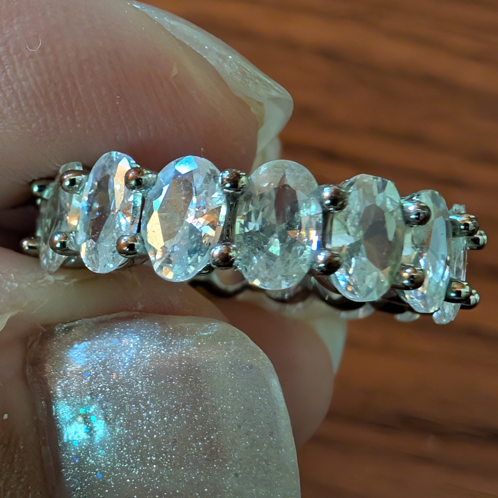 Elegant Silver Women's Ring